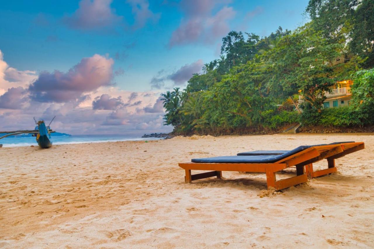 Talalla Ocean Beach Bungalow Matara Exterior foto