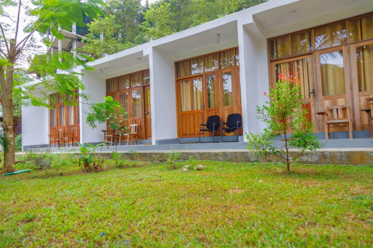 Talalla Ocean Beach Bungalow Matara Exterior foto